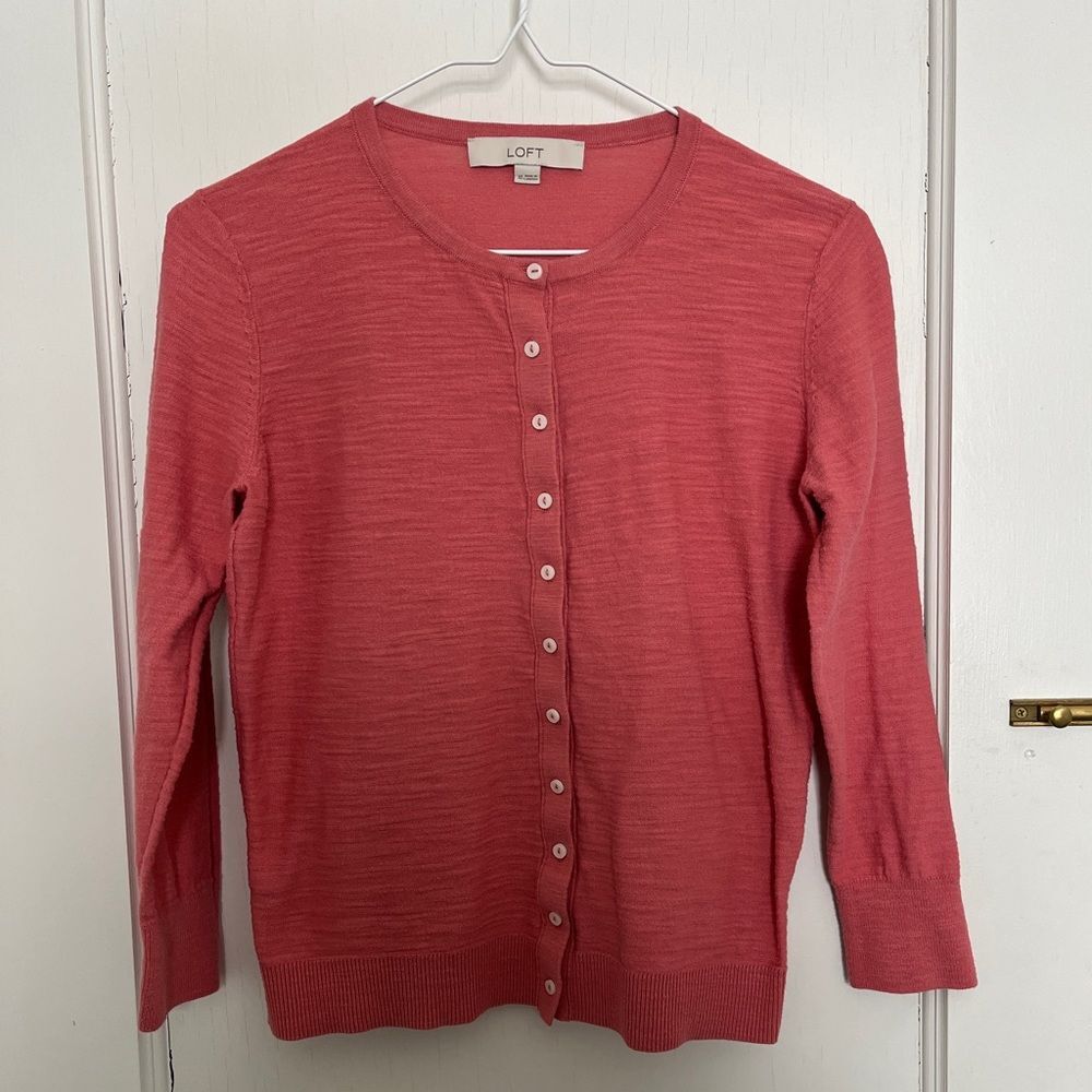 Salmon pink cardigan from Loft, XS